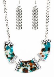 HAUTE-Blooded - Blue Necklace Set